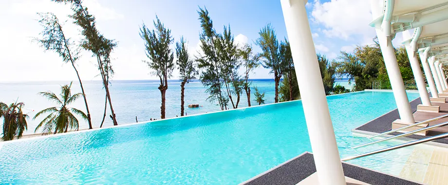 Infinity-pool-1